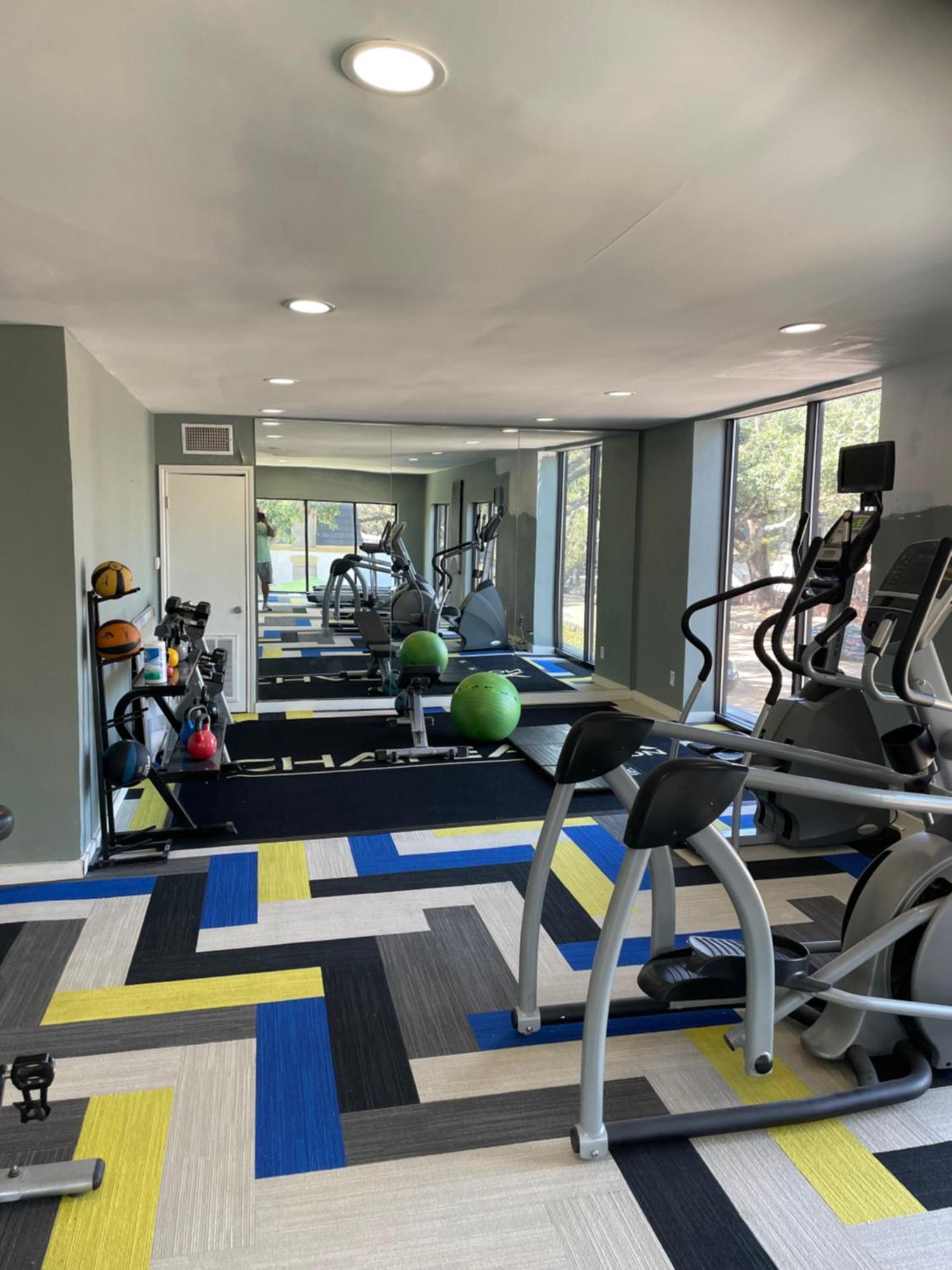 Duchele Aparthotel Houston Kültér fotó