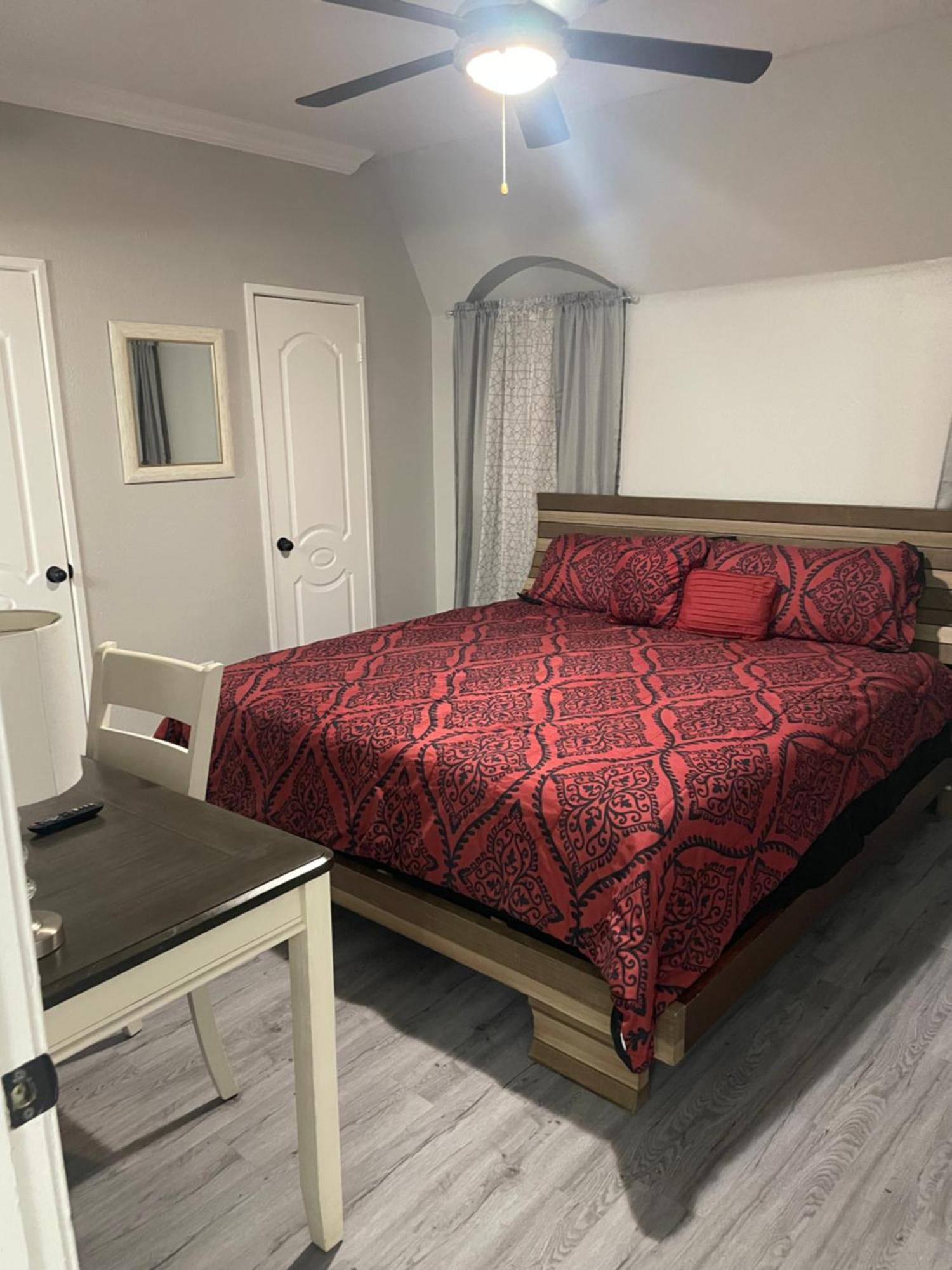 Duchele Aparthotel Houston Kültér fotó